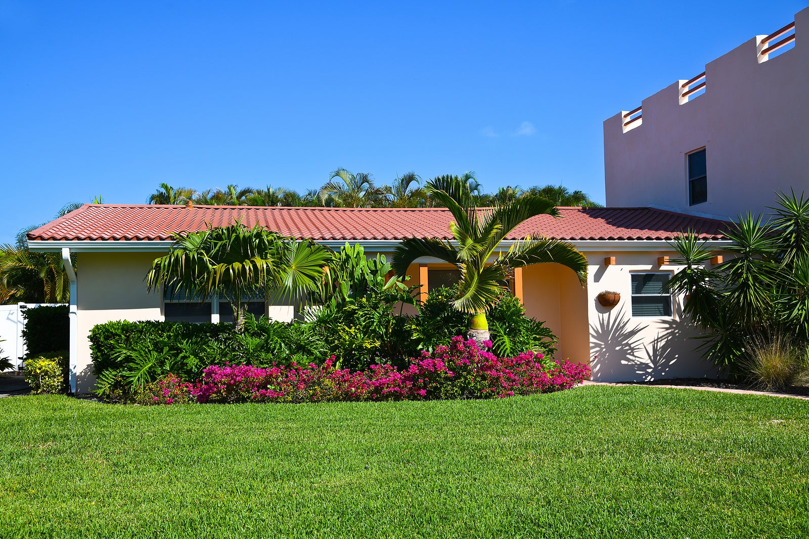 A Beautiful Florida House Near the Beach for Rent or Sale. Make a Great Rental Property